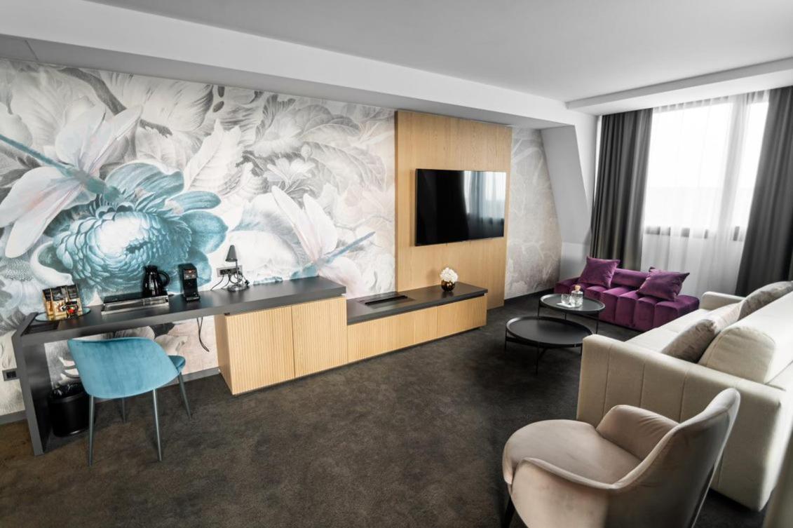 Elegans Hotel Brdo Κραν Εξωτερικό φωτογραφία