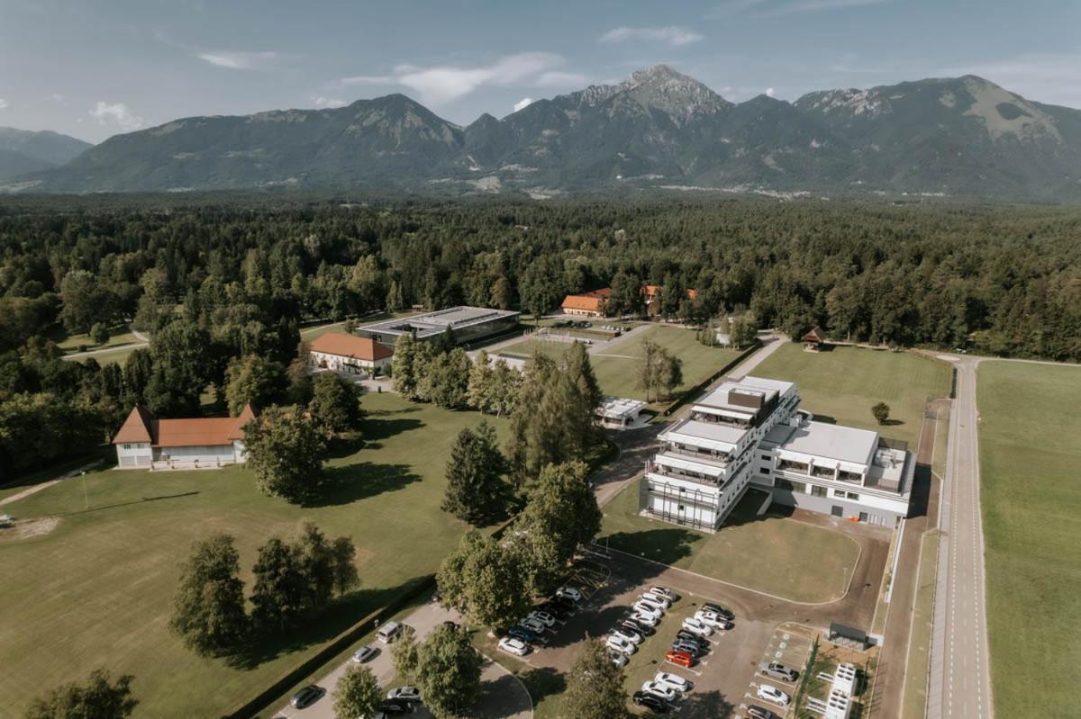 Elegans Hotel Brdo Κραν Εξωτερικό φωτογραφία