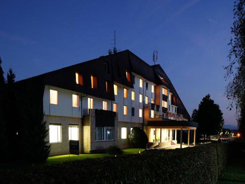 Elegans Hotel Brdo Κραν Εξωτερικό φωτογραφία